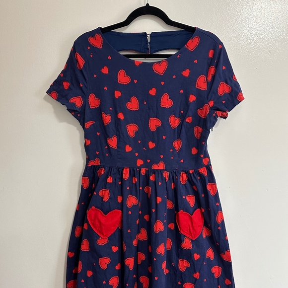 Lindy Bop Retro Short Sleeve Heart Print Swing Dress, Navy & Red, US 14 - Picture 6 of 13